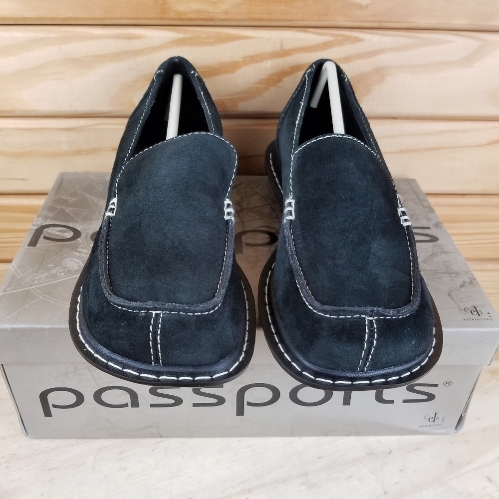 Suede Leather Loafer Black Slip on Comfort Shoe Moc Toe NEW CL 'Passports' 6.5 M - Picture 4 of 8